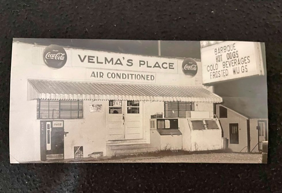Velma_s-vintage-pic.jpg